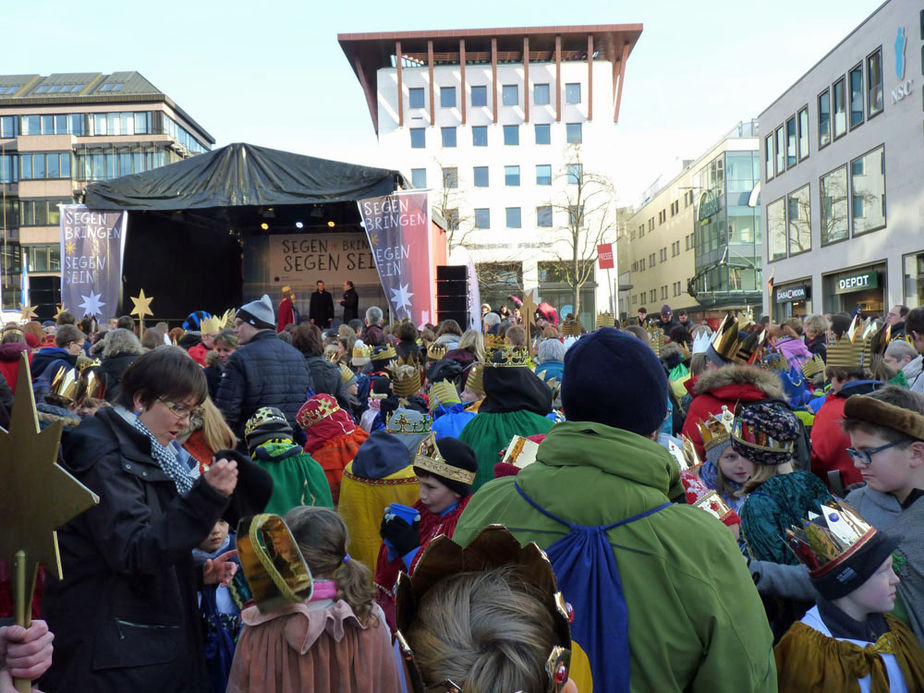 Bundesweite Eröffnung der Sternsingeraktion in Fulda (Foto: Karl-Franz Thiede)